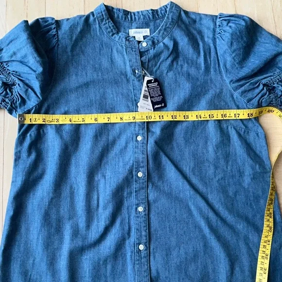 johnnie-O Natalia Chambray Blue 100% Cotton Puff Sleeve Button Blouse Small NWT - Picture 10 of 13